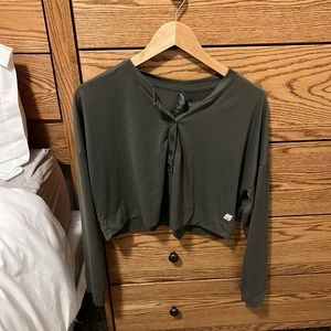 Vouri olive green cropped Henley
